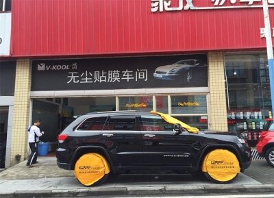 Jeep大切诺基E系